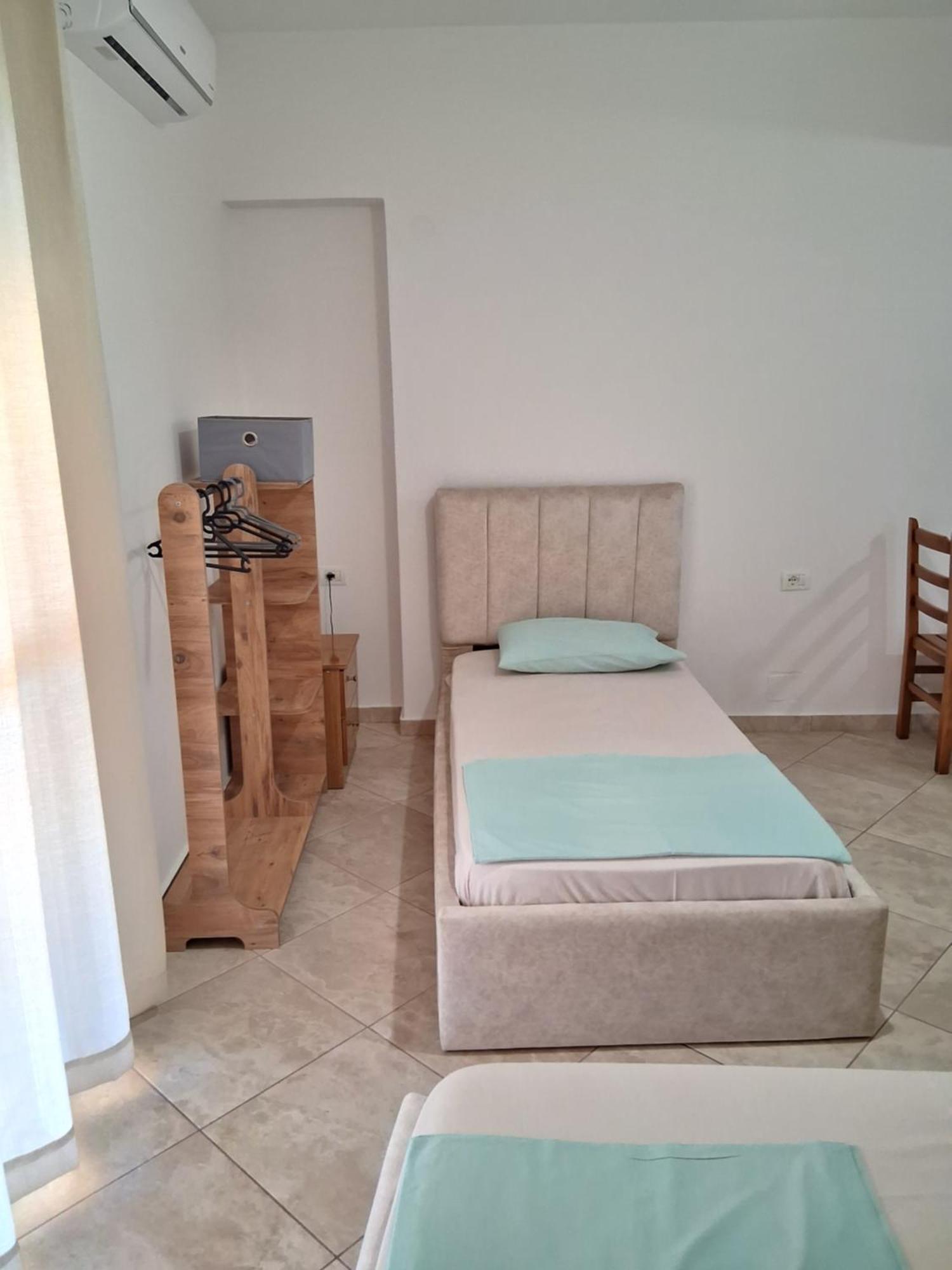 Rooms With View Himarë Habitación foto